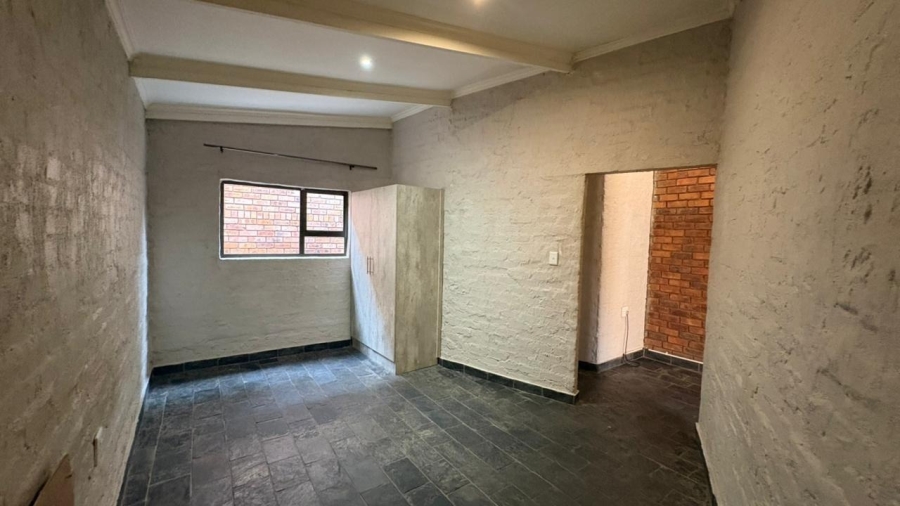 To Let 1 Bedroom Property for Rent in Safari Gardens North West